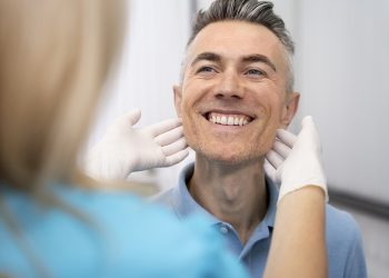 Cost of Dental Crown Repair: What Influences the Price?