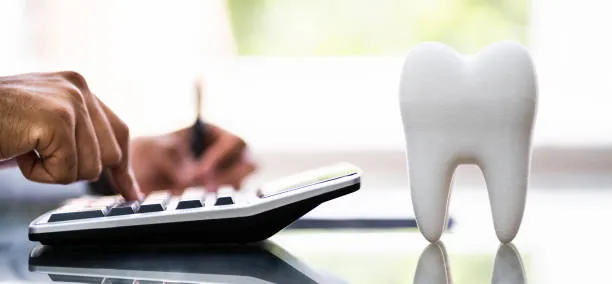 باقات زراعة الأسنان وابتسامة هوليود في تركيا