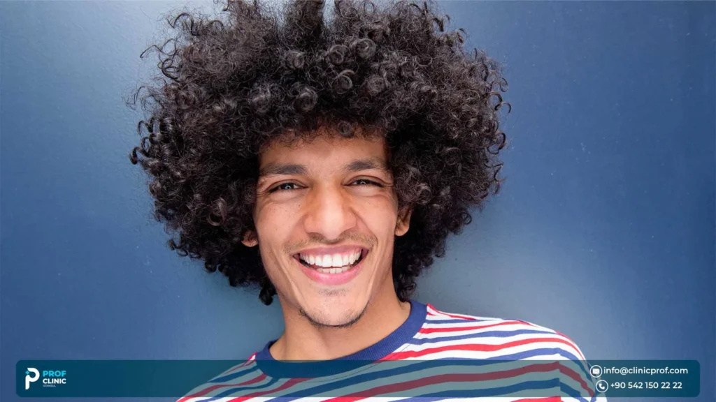 هل يمكن زراعة الشعر المجعد؟