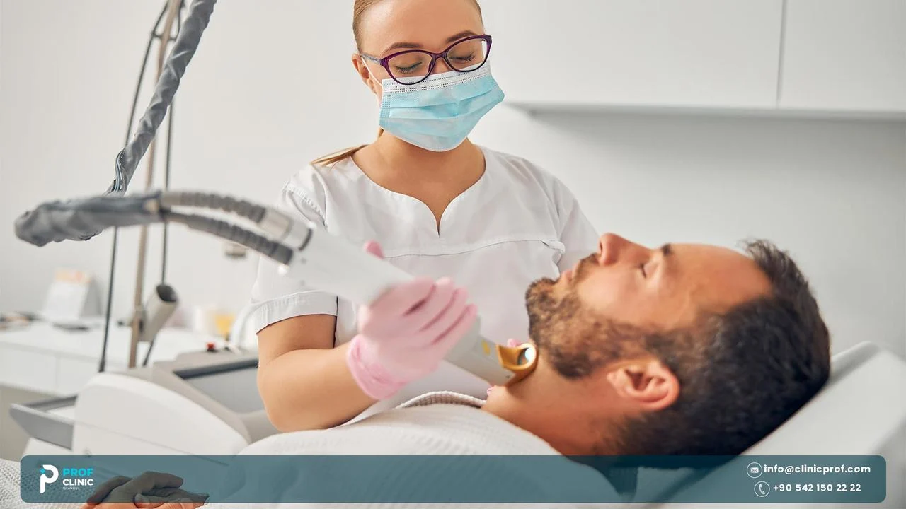 Turkey Health Tourism Statistics: What the Official Numbers Show 4 Dentist treating a male patient with a handheld device in a modern clinic